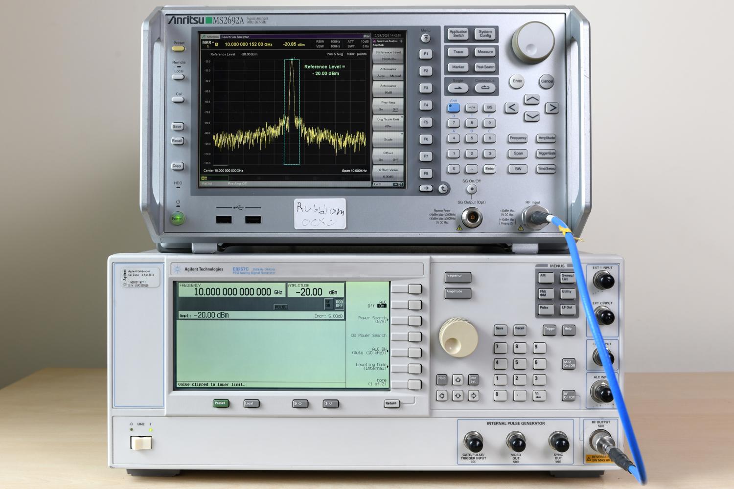 Генератор сигналов Keysight E8257C до 20 ГГц